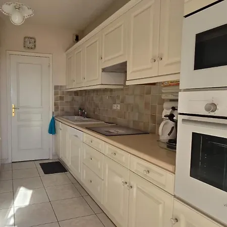 דירה Bright With Terrace In Saint-raphael Saint-Raphaël