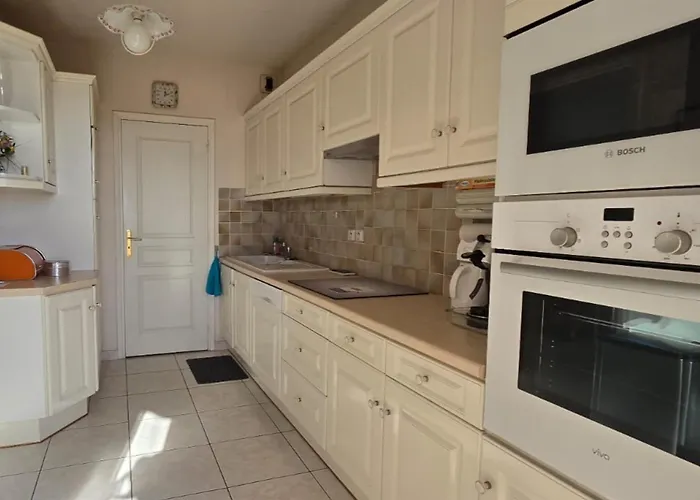 Apartamento Bright With Terrace In Saint-raphael Saint-Raphaël