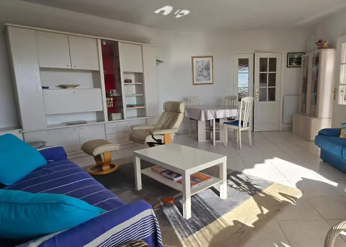 Bright With Terrace In Saint-raphael Appartement Saint-Raphaël